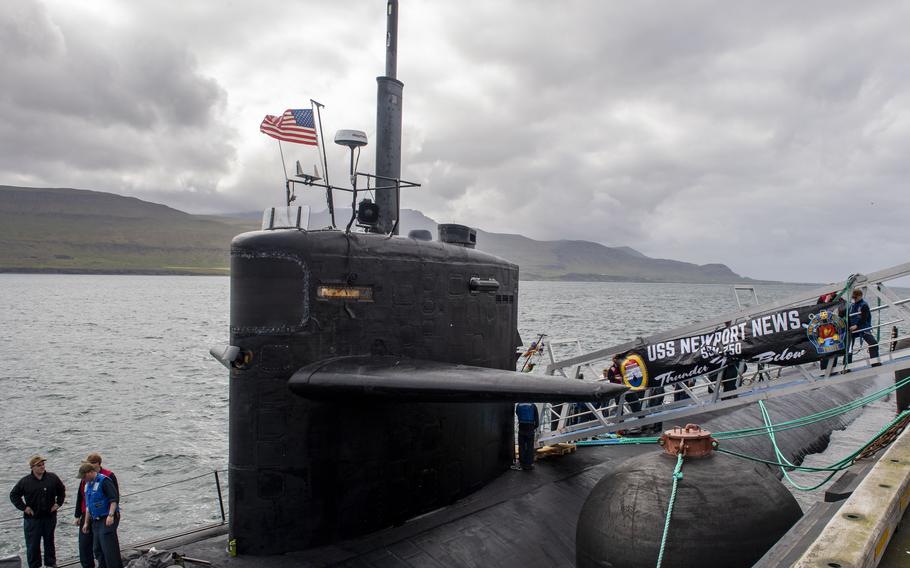 The submarine USS Newport News pulls into Reykjavík, Iceland.