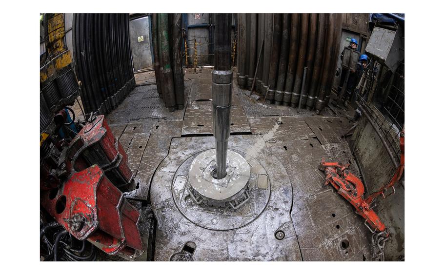 A drilling rig at an oil, gas and condensate field in Russia. 