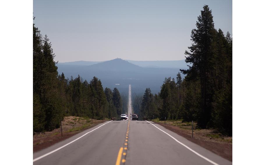 Diamond Lake Highway, looking toward eastern Oregon. 