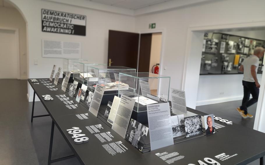 The Mark Twain Center for Transatlantic Relations is housed in the Keyes Building of the former Campbell Barracks. This room illustrates how the U.S. presence in Germany fostered a free press and democratic movements following World War II. 