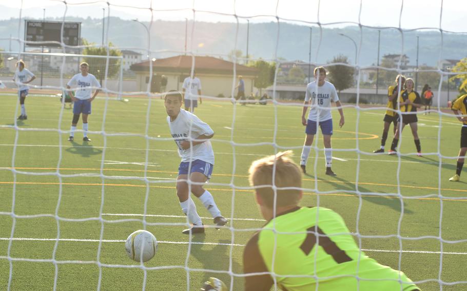 Rota's Carlos Lindo wills his penalty kick past Vicenza goalkeeper Sam Grady in the Cougars 5-3 victory on Friday, April 29, 2022.