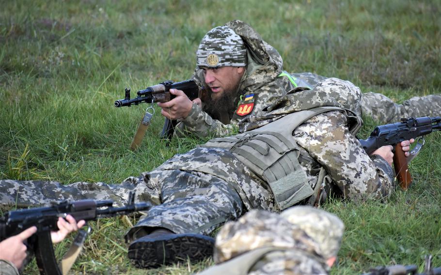 Ukrainian soldiers train on marksmanship and small unit tactics near Yavoriv, Ukraine, Sept. 21, 2019, during the annual, multilateral exercise Rapid Trident.