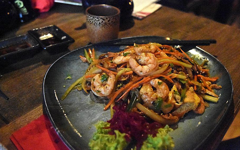 This Korean dish with glass noodles, shrimp and vegetables is sometimes served as a lunch special at Yedo in Homburg, Germany.