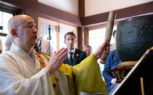Buddhist priest Kounen Ujida chants during a ceremony honoring U.S. bomber crews from World War II at Aburayama Kannon Temple in Fukuoka, Japan, June 20, 2025.
