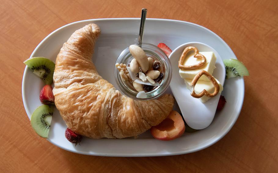 The French breakfast at Cafe Bannjerruck consists of a croissant and a coffee or cappuccino. 