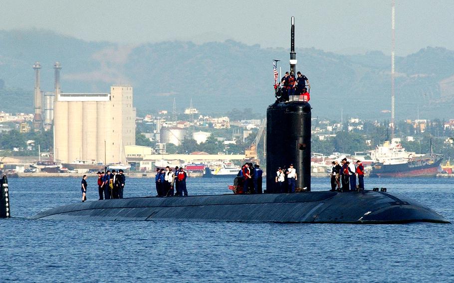The Los Angeles-class submarine USS Scranton arrives for a routine port visit to Souda Bay, Greece, June 9, 2007.