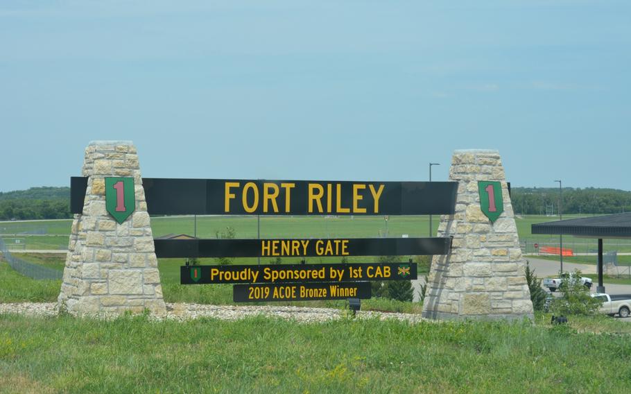 The sign marking the Fort Riley Henry Gate.