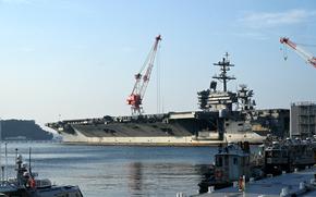 the aircraft carrier USS George Washington