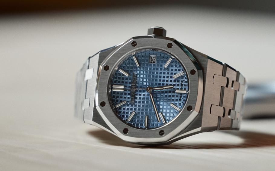 Audemars Piguet has halted Russia exports and paused retail operations in Russia.