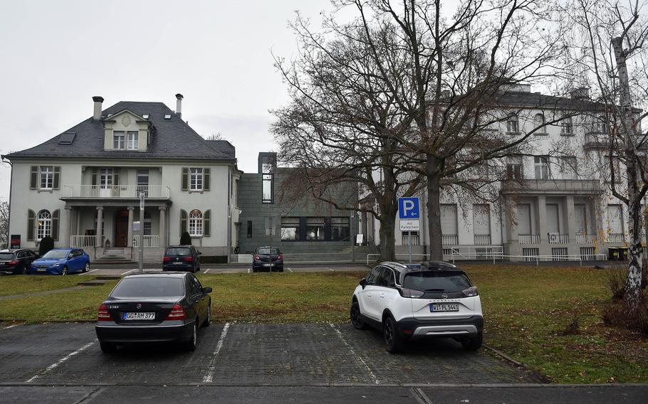 The Opel Villas in Ruesselsheim, Germany, are an art and cultural center in two former manor homes on the bank of the River Main. On exhibit through early February is “Art for Animals: A Change of Perspective for People.” 