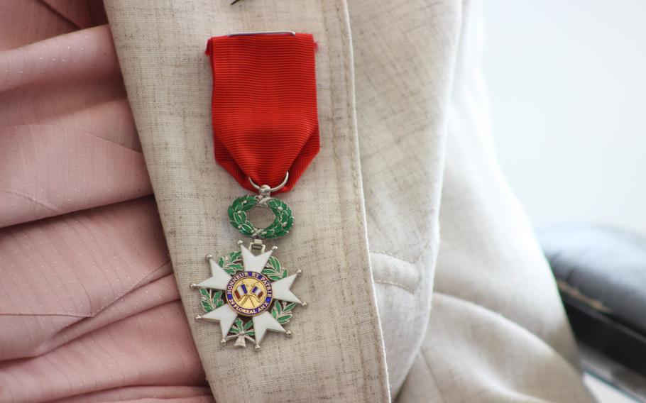 Carl Felton, who is just a few days past his 96th birthday, recently received a medal declaring him a knight in the French Legion of Honor, the highest honor awarded by France.