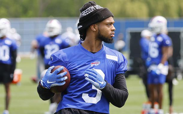 Buffalo Bills defensive back Damar Hamlin (3) works out during NFL football practice in Orchard Park, N.Y., Tuesday May 23, 2023. (AP Photo/Jeffrey T. Barnes)