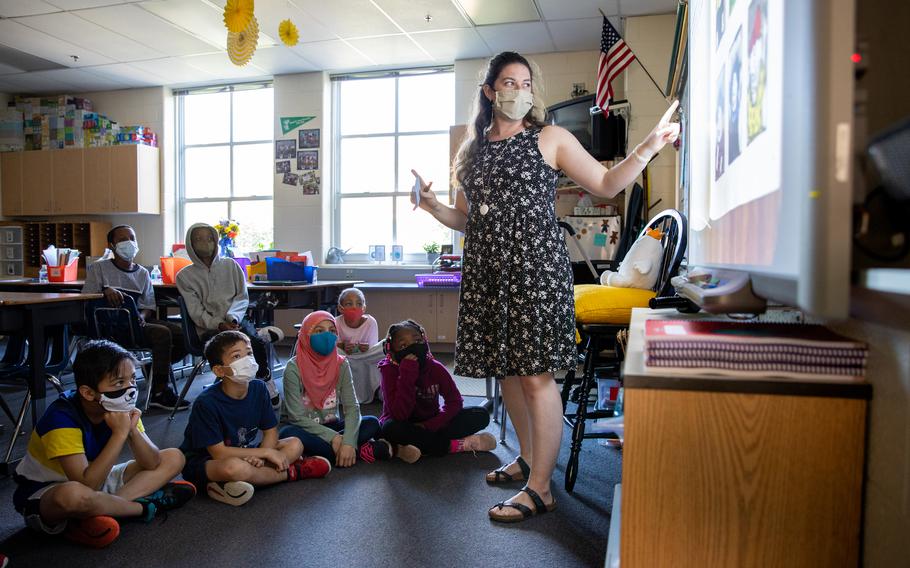 Gabby Mondelli teaches fourth-graders at Samuel W. Tucker Elementary School in Alexandria, Va., on Aug. 19, 2021.