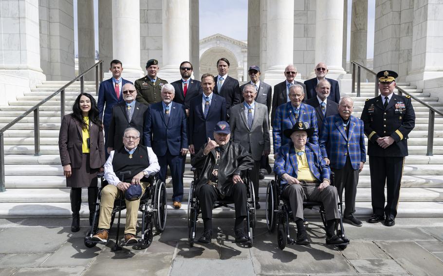 Medal of Honor recipients pose for a picture together