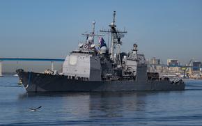 SAN DIEGO – (Nov. 18, 2019) The Ticonderoga-class guided missile cruiser USS Lake Erie (CG 70) transits San Diego Bay. Lake Erie returned to San Diego after a deployment to the U.S. 3rd and 7th Fleet areas of operations in support of security and stability. (U.S. Navy photo by Mass Communication Specialist 1st Class Woody S. Paschall)