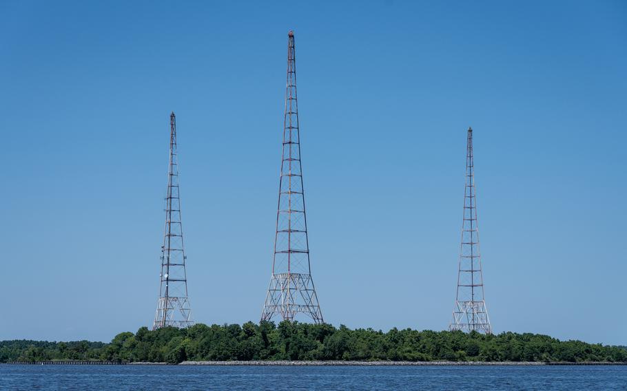 The U.S. Naval Academy has proposed the construction of a second golf course on Greenbury Point, Md., an idea opposed by birdwatchers, hikers, environmentalists and Chesapeake Bay advocates. 