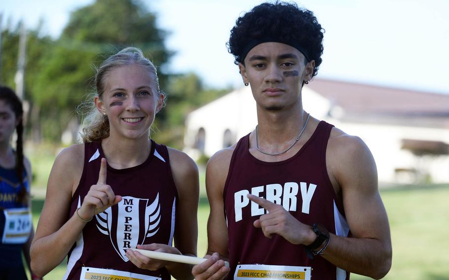Seniors Jane Williams and Tyler Gaines paced Matthew C. Perry to a Division II sweep in the Far East crosscountry meet.