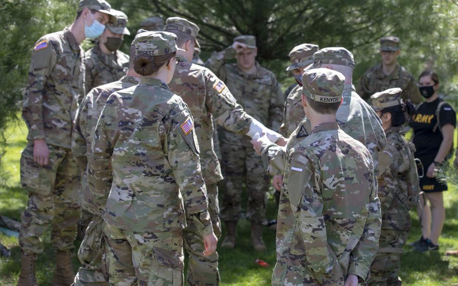 Soldiers with the Recruitment Sustainment Program of the Vermont National Guard train new recruits on tactical combat casualty care at Camp Ethan Allen Training Site, Jericho, Vt., in May 2021. 