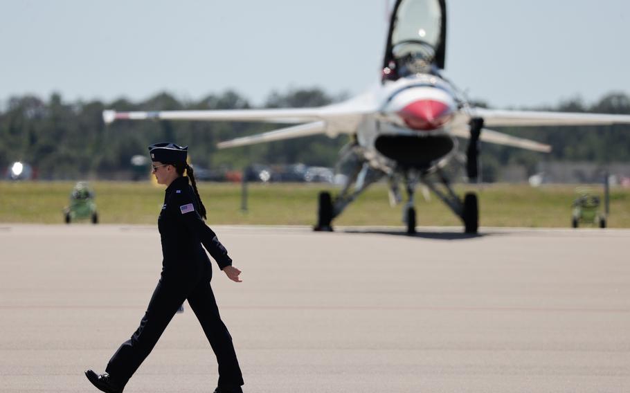 An unidentfied crew member of the United States Air Force Thunderbirds is seen before their performance.