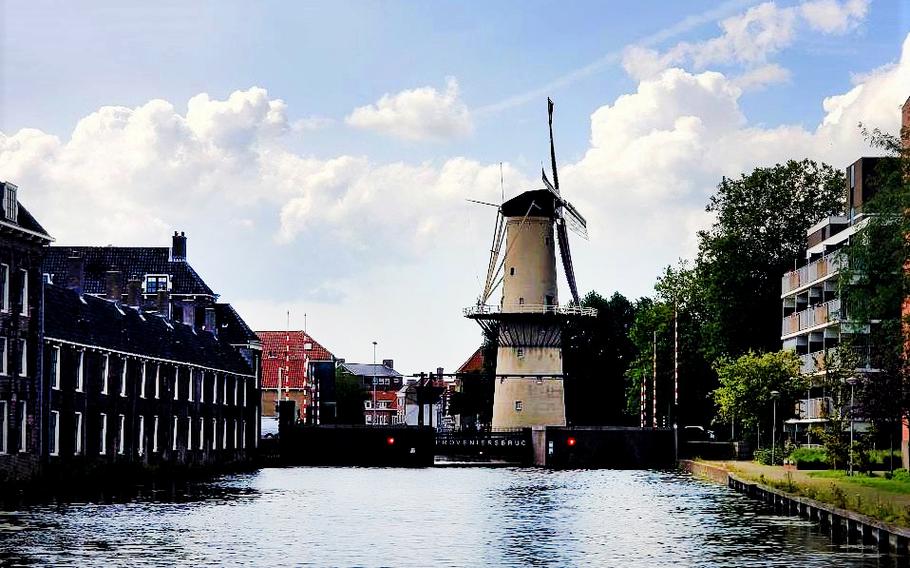 By the late 1800s, Schiedam had multiple windmills dedicated to milling grains for the city’s many distilleries. There are seven mills in Schiedam today.
