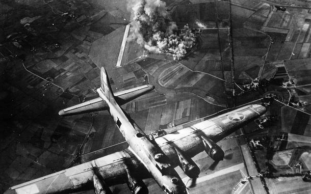 Air raid by the 8th Air Force in 1943.