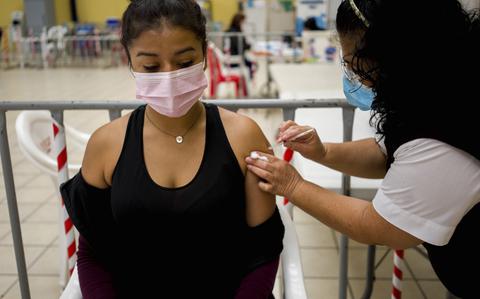 Caducan 1 millón de vacunas contra el coronavirus Sputnik en Guatemala