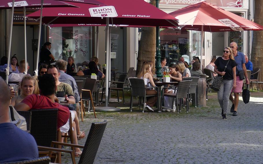 The Fulda old town is full of shops, cafes and restaurants, making it a nice place to enjoy the day, or a place to rest while sightseeing. 