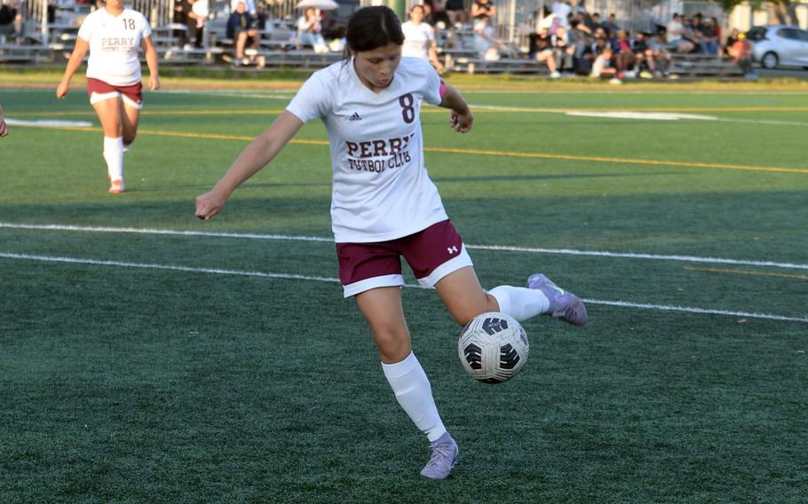 Perry Leilani Zuniga gets ready to score.