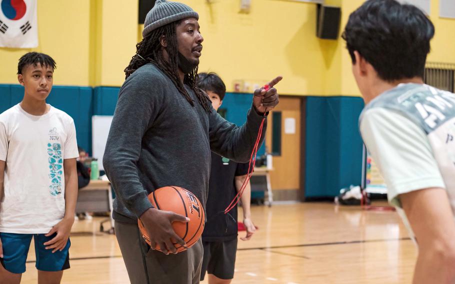 After winning two Far East titles, four league regular-season titles and three league tournament titles the last four years prior to COVID, Ron Merriwether faces a rebuilding task as Humphreys boys coach.