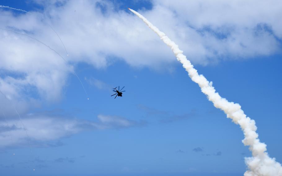 A Sikorsky CH-53E Super Stallion helicopter assigned to Marine Heavy Helicopter Squadron 463 trains at the Pacific Missile Range Facility, Hawaii, May 3, 2017. 