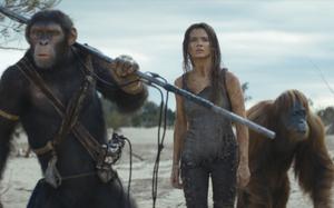 From left: Noa,  Freya Allan and Raka in a scene from “Kingdom of the Planet of the Apes.”