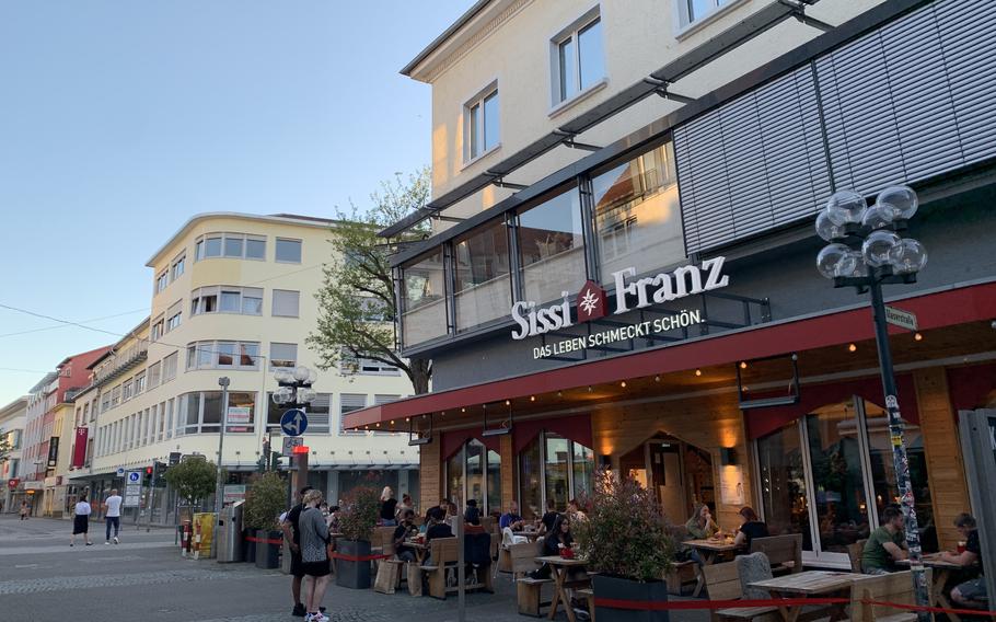 Sissi und Franz in downtown Kaiserslautern teems with dine-in customers June 1, 2020, as outdoor dining returns to many of the city's eateries.