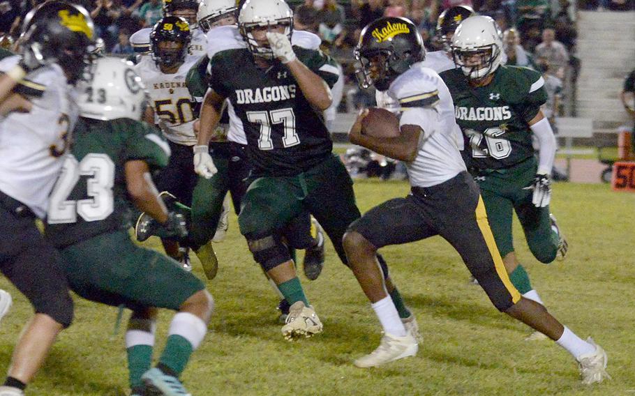 Kadena's Javontay Vickers looks for a seam in the Kubasaki defense.