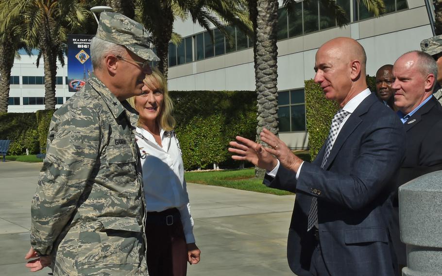 Air Force Brig. Gen. Philip Garrant, Vice Commander, Space and Missile Systems Center, and Ms. Joy White, SMC’s Executive Director, welcome Jeff Bezos, CEO of Amazon and Blue Origin, to Los Angeles Air Force Base, Calif., Oct. 25, 2017.  Mr. Bezos kicked off SMC’s “Airmen Everywhere” series of lectures by sharing insights on leadership and lessons learned throughout his career. 