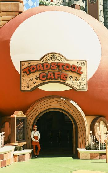 Toadstool Cafe, in Super Nintendo World.