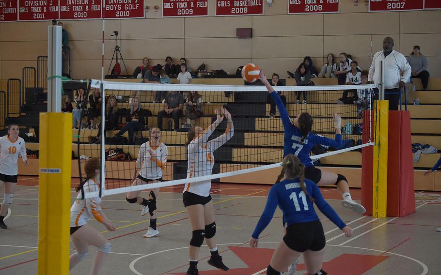 Brussels’ Sofia Chentsova blocks an incoming ball in a match on Thursday, Oct. 27, 2022.