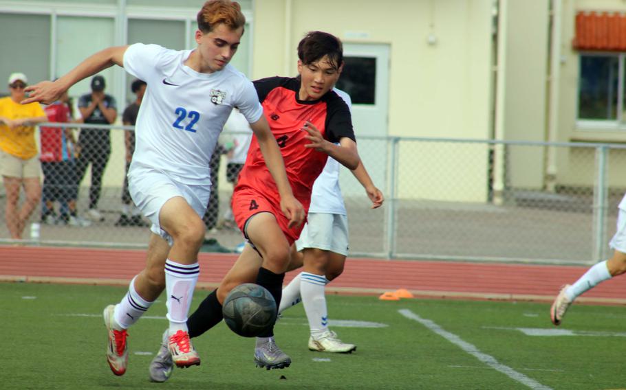 CAJ's William Arjmandpour dribbles upfield against Kinnick's Elias Venetsanakos.