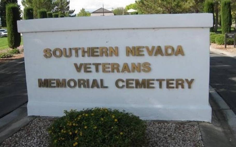 A veterans memorial cemetery in Boulder City, Nev., at first accepted then rejected a family’s bid to have father, mother buried there.