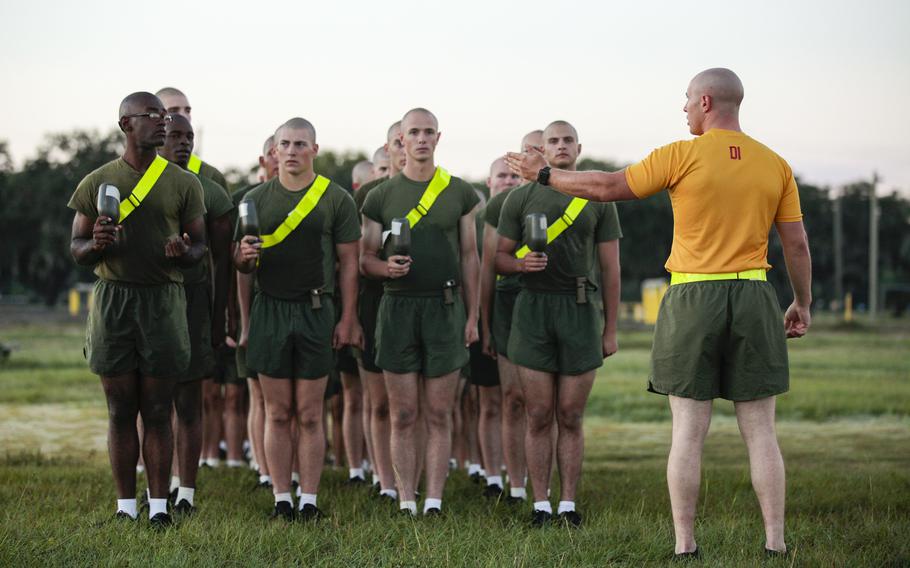 Recruits conduct unit physical training at Marine Corps Recruit Depot Parris Island, S.C., Oct. 19, 2021. 
