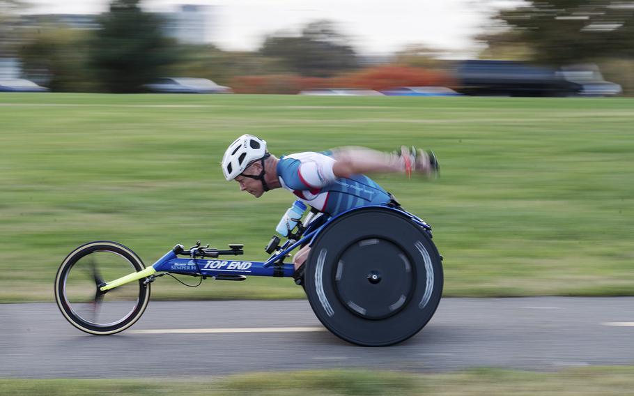 Former Navy diver Julius “Jay” McManus uses his handcycle at Gravelly Point in Arlington, Va., on Friday. 