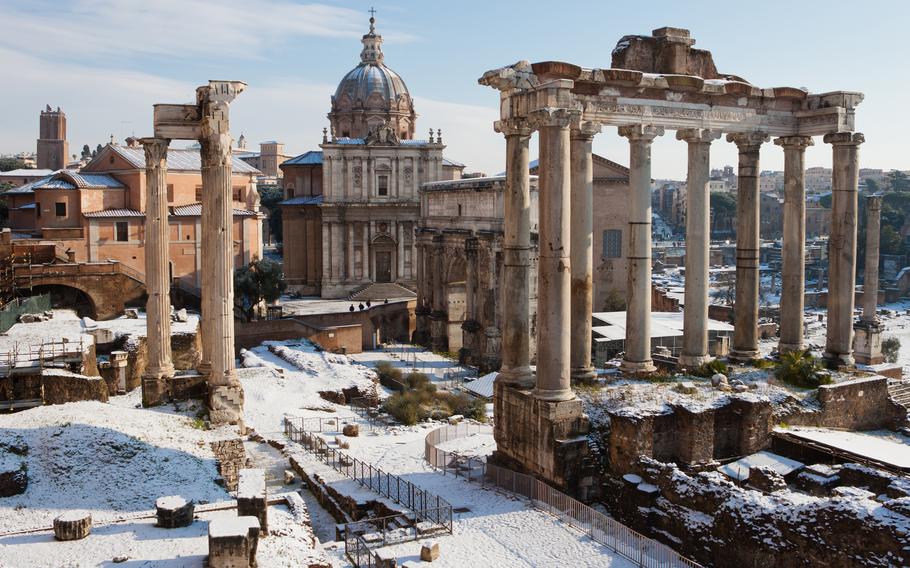 See the Roman Forum in wintertime on a tour offered by USO Rome.
