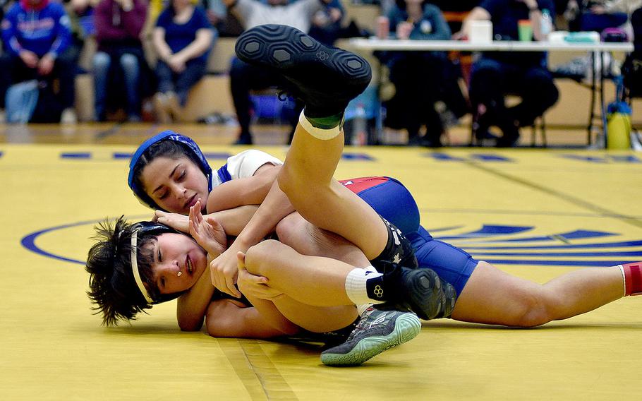 Genesis Esparza wrestles.