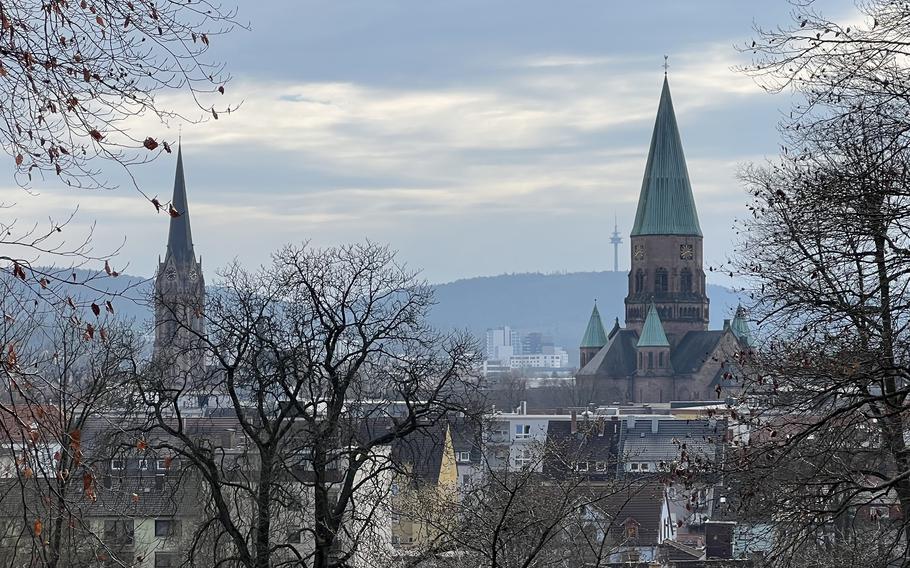 A man exposed himself multiple times in Kaiserslautern’s Karcherstrasse, Police said Monday.