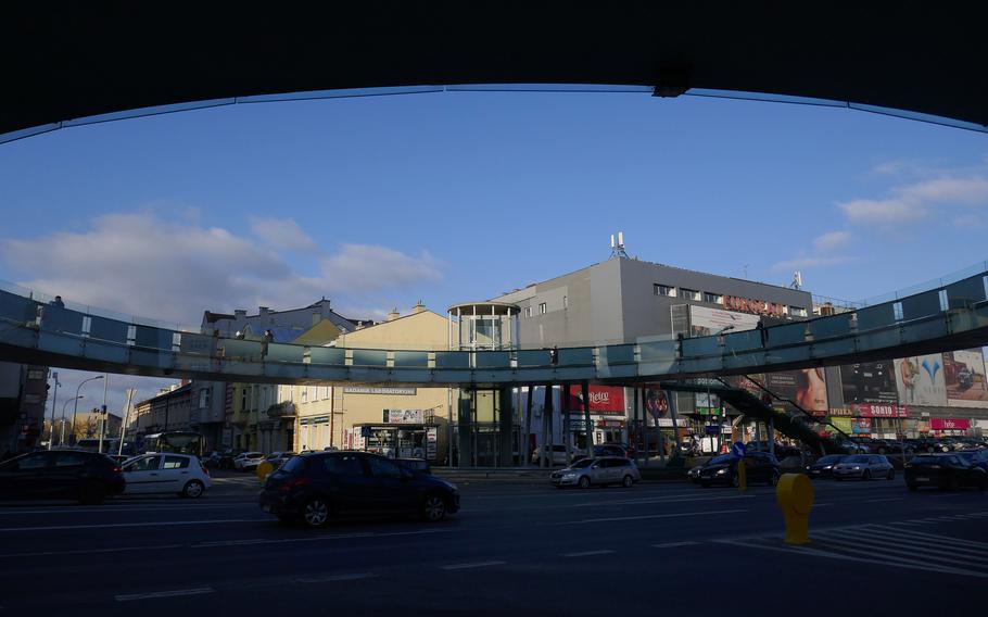 This bridge, built over the busy intersection of Pilsudskiego and Grunwaldzka Streets in Rzeszow, Poland, is one of the few circular footbridges in Europe.