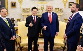 President Donald Trump hosts South Korean President Lee Jae-myung at the White House in Washington, D.C., Aug. 25, 2025. 