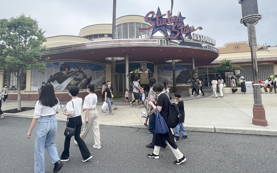 Guests at Studio Stars Restaurant can order "The attack on the Giants" Meals at Universal Studios Japan in Osaka.