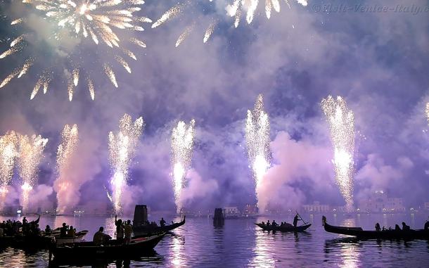 The Festa del Redentore, or Feast of the Redeemer, harks back to the year 1577.