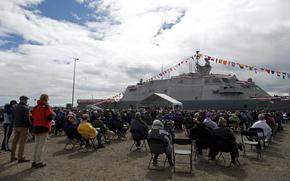 USS Minneapolis-Saint Paul (LCS 21) is commissioned in Duluth, Minn., on May 21, 2022.
