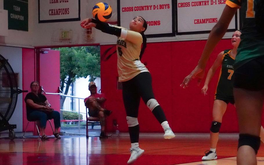 Keira Marrero keeps the ball in play.