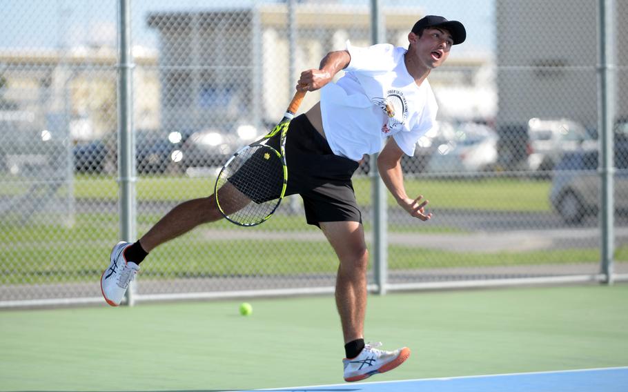 Retooling his game to include slices and one-handed backhands with his left hand helped keep Yokota’s Ryunosuke Roesch on top of the Far East tournament game.